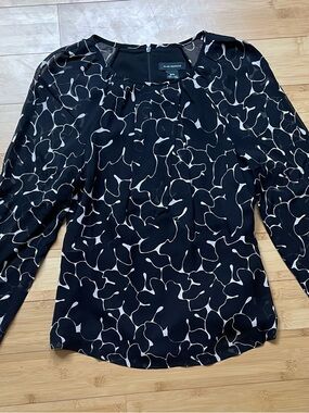 Club Monaco Black & White Silk Long-Sleeve Blouse